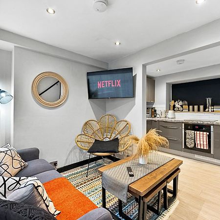 30 Percent Off! Elegant Cottage Of Whitby - Sleeps 5 외부 사진