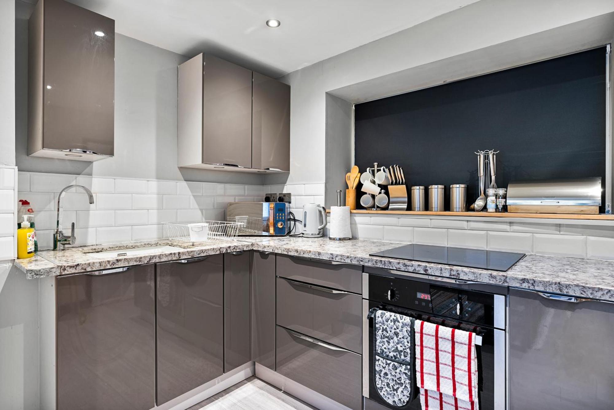 30 Percent Off! Elegant Cottage Of Whitby - Sleeps 5 외부 사진